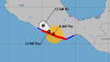 Huracán Erick toca tierra en el extremo occidental de Oaxaca, México